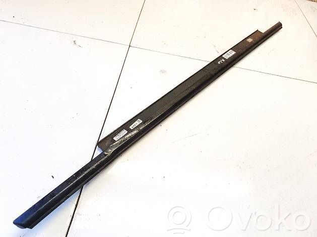 Audi A6 S6 C7 4G Listwa / Uszczelka szyby drzwi tylnych 