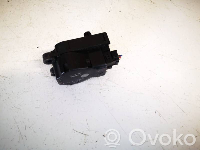 Opel Astra J Motorino attuatore aria
