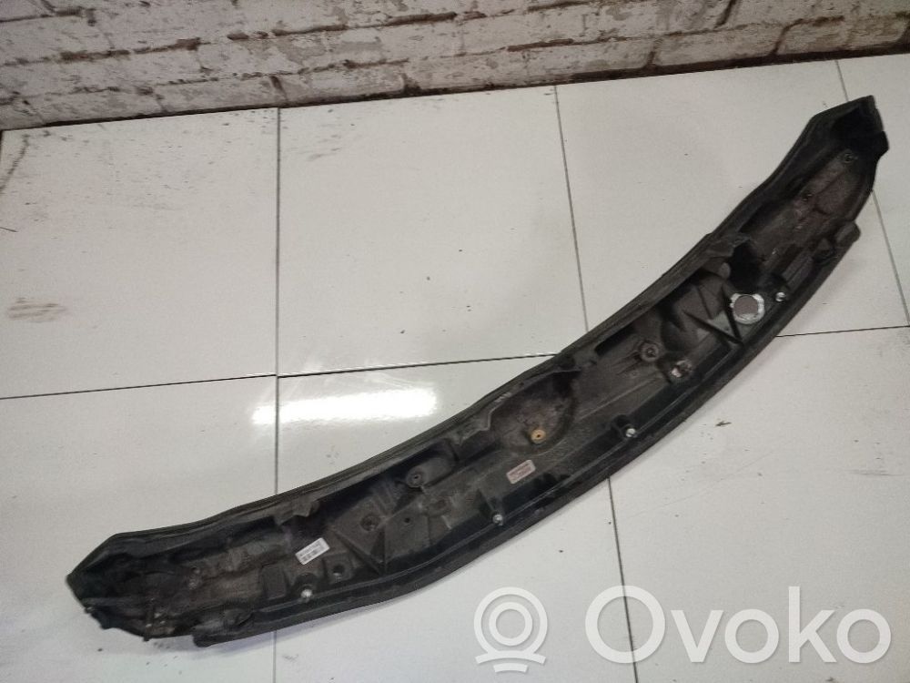 Dodge Grand Caravan Rivestimento della modanatura della chiusura del vano motore/cofano 