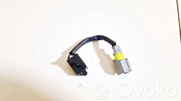 Sensor