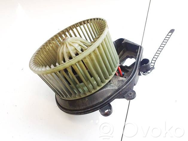 Volkswagen PASSAT B5 Ventola riscaldamento/ventilatore abitacolo 
