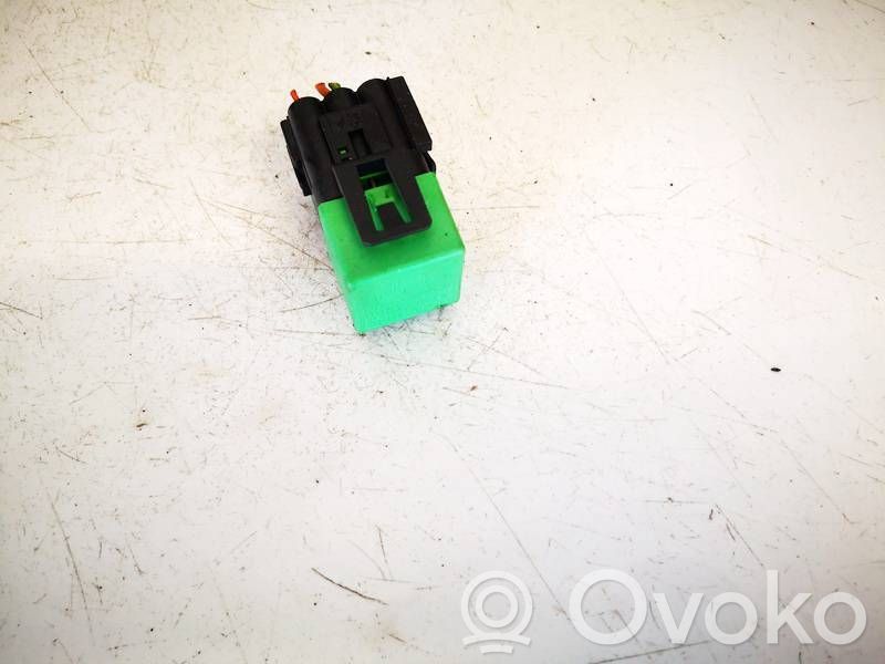 Otros relés   12V35A03531,12V35A03531,12V35A03531,12V35A03531