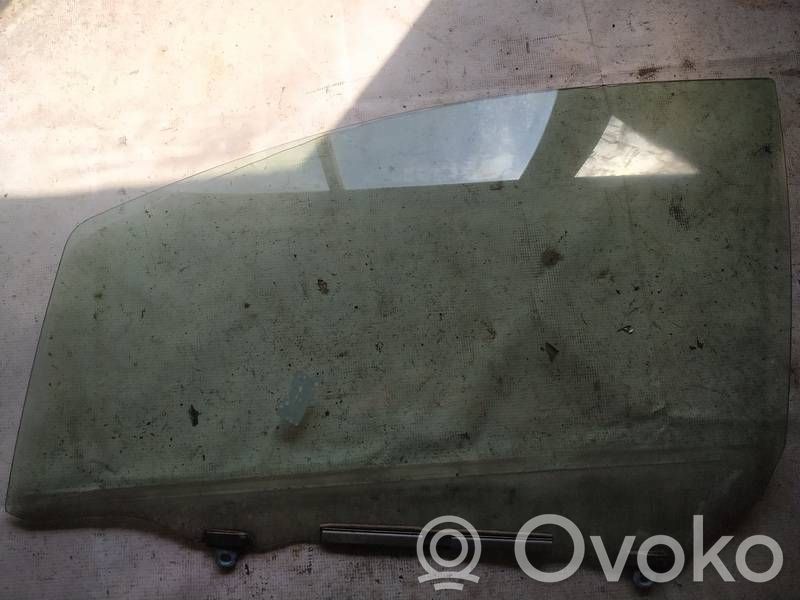 Toyota Yaris Vitre de fenêtre porte avant (4 portes)