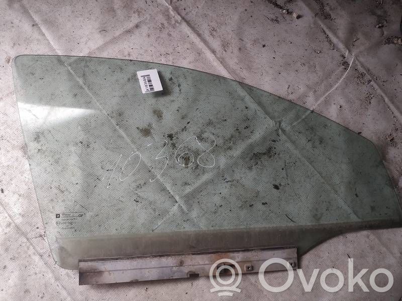 Opel Astra G Vitre de fenêtre porte avant (4 portes)
