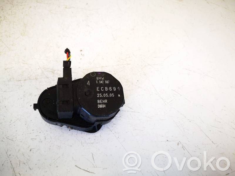 Stellmotor Heizung Klima   6942987,6942987