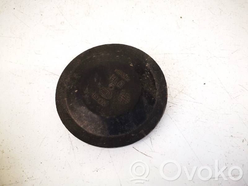 Cache-poussière de phare avant   153874,153874