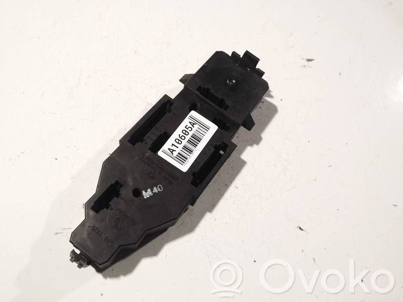 Volkswagen Golf III Suport becuri lampă spate 