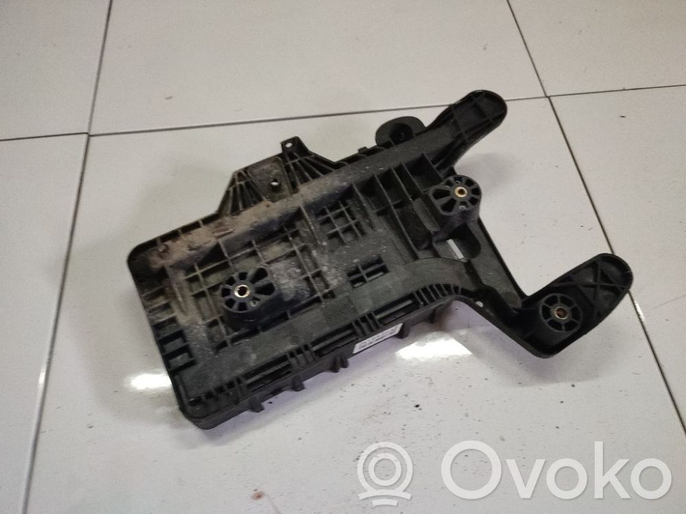 Volkswagen Golf Plus Vassoio scatola della batteria