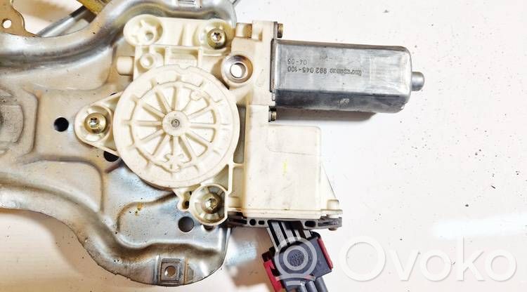 Toyota Avensis T250 Motorino alzacristalli della portiera posteriore 