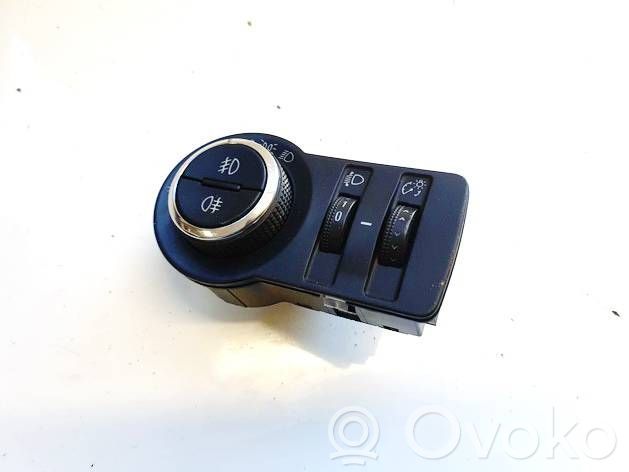 Opel Astra J Interruttore fendinebbia