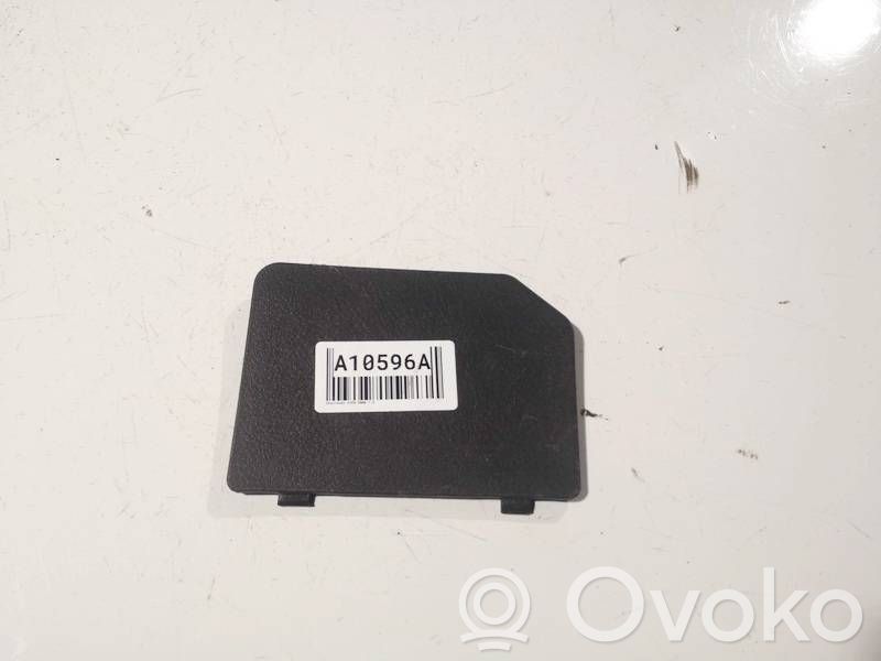 Chevrolet Aveo Tapa de caja de fusibles