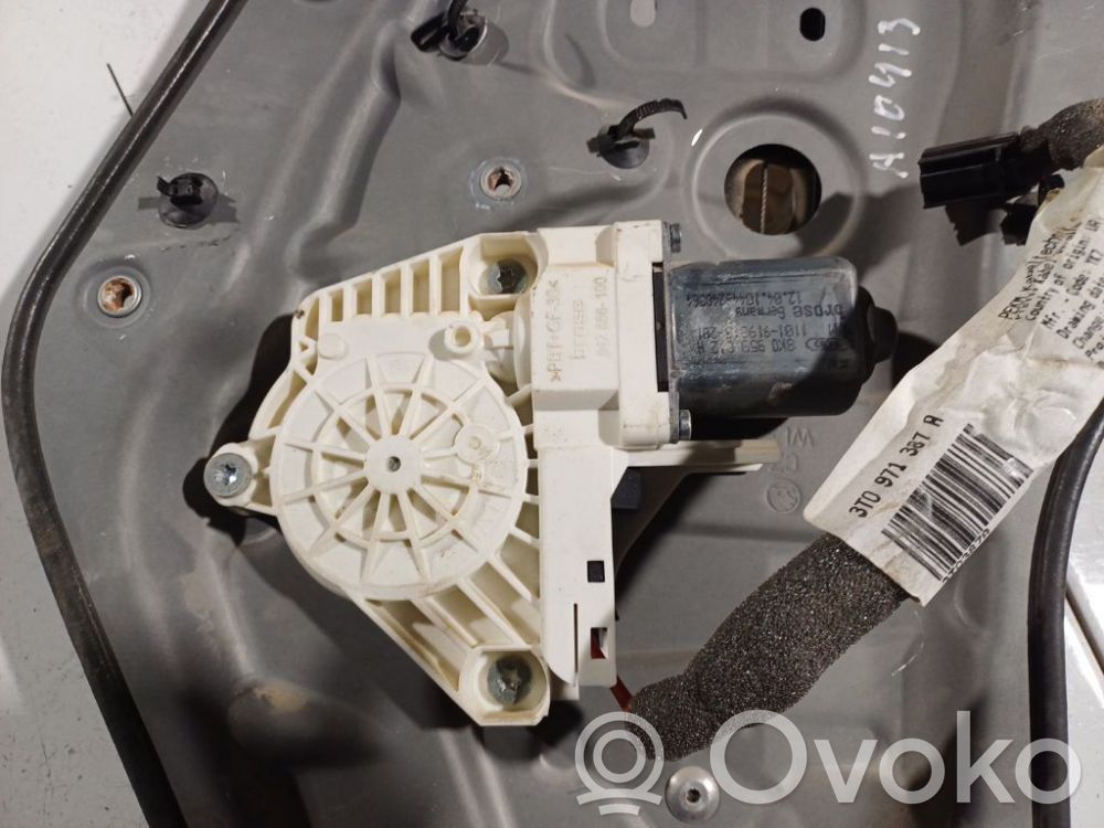 Skoda Superb B6 (3T) Motorino alzacristalli della portiera posteriore