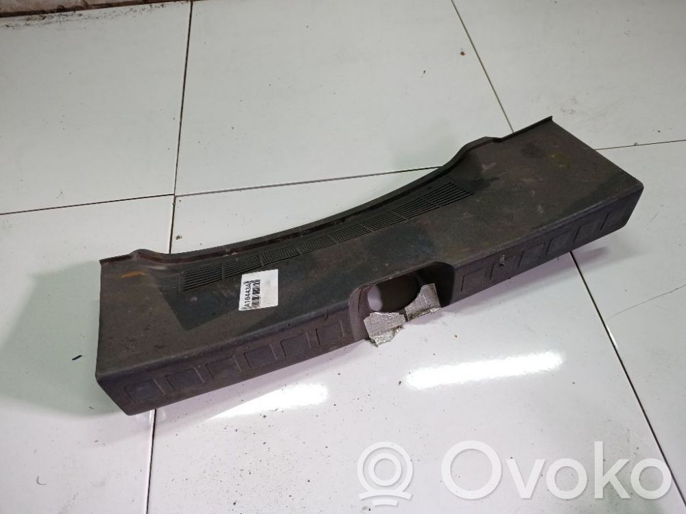 Mitsubishi Colt Inne elementy wykończenia bagażnika 