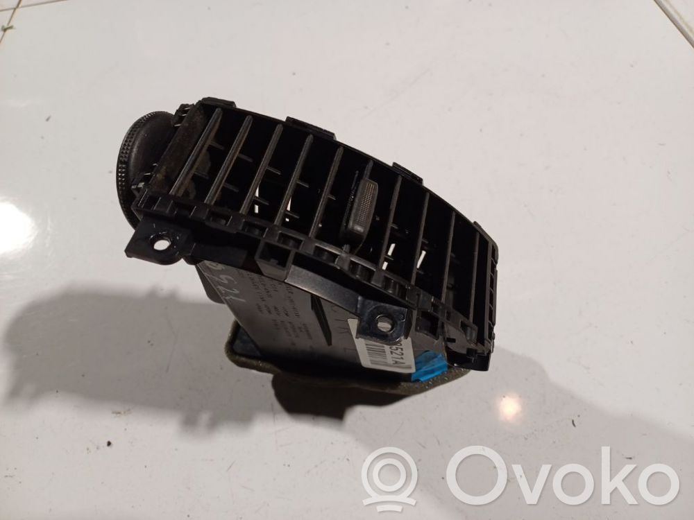 Nissan Note (E11) Rejilla de ventilación central del panel 