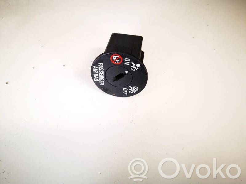 Opel Insignia A Comutator pornit/oprit airbag pasager 