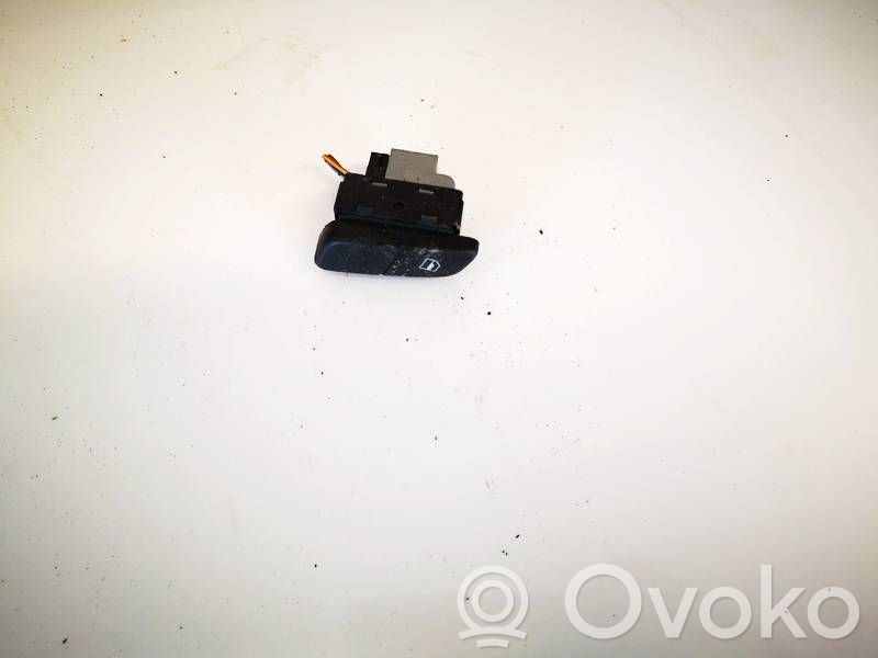 Volkswagen Polo IV 9N3 Interruttore di controllo dell’alzacristalli elettrico