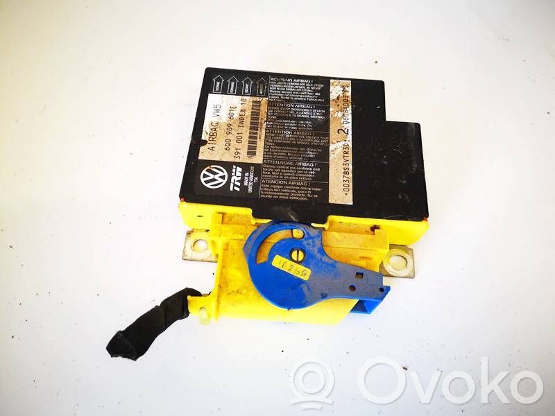 Volkswagen Polo IV 9N3 Sterownik / Moduł Airbag 