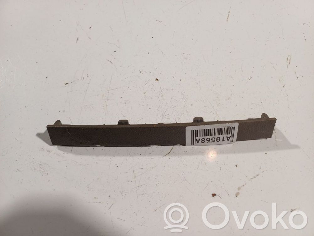 Nissan Note (E11) Altra parte interiore 