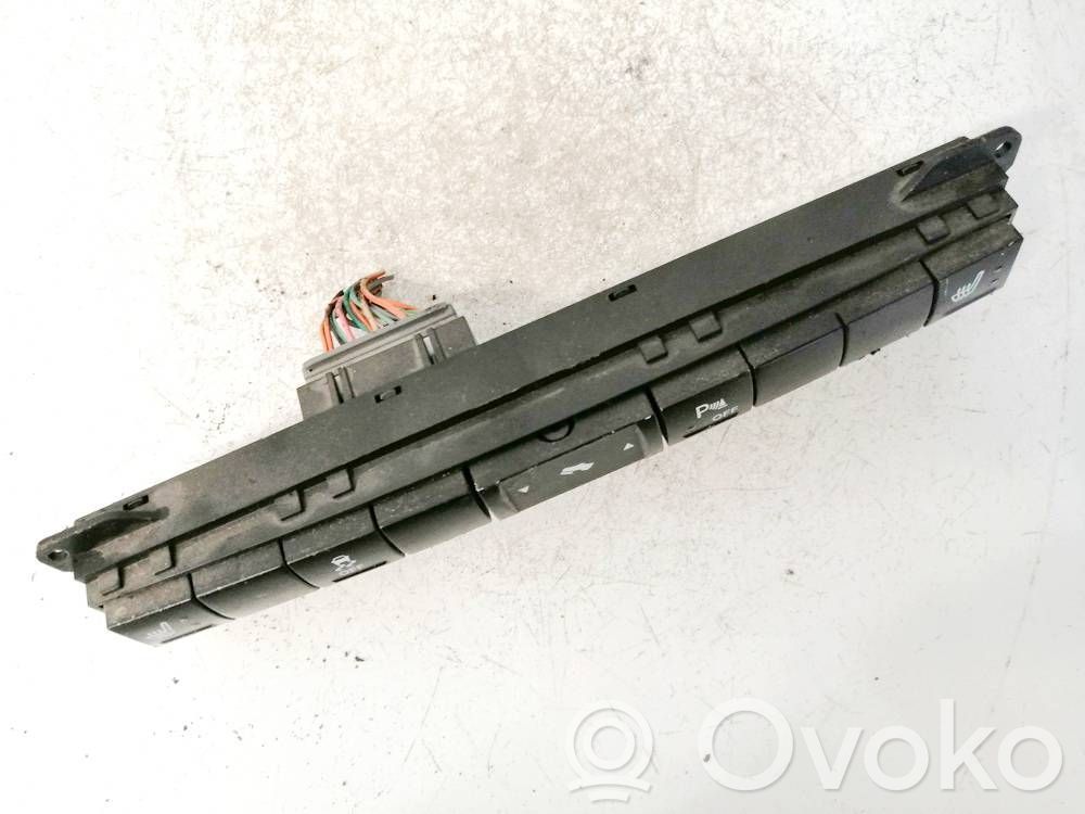 Jeep Grand Cherokee (WK) Seat heating switch 