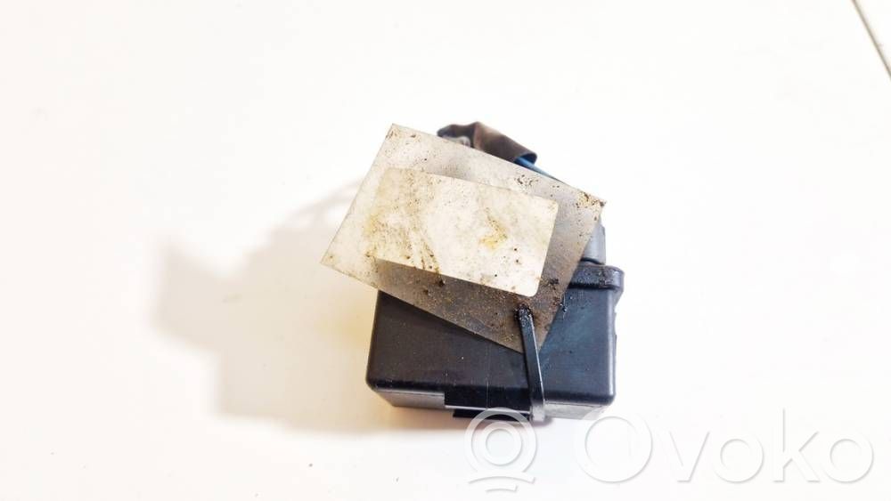 Window wiper relay   86121XA00A,86121XA00A