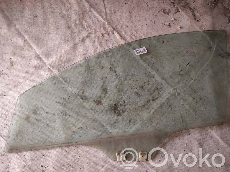 Mazda 6 Vitre de fenêtre porte avant (4 portes) 