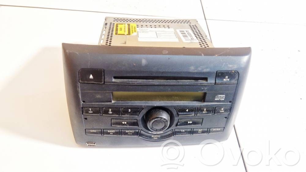 Panel / Radioodtwarzacz CD/DVD/GPS   735296997,M019636,735296997,M019636