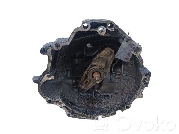 Volkswagen PASSAT B5 Scatola del cambio manuale a 5 velocità 
