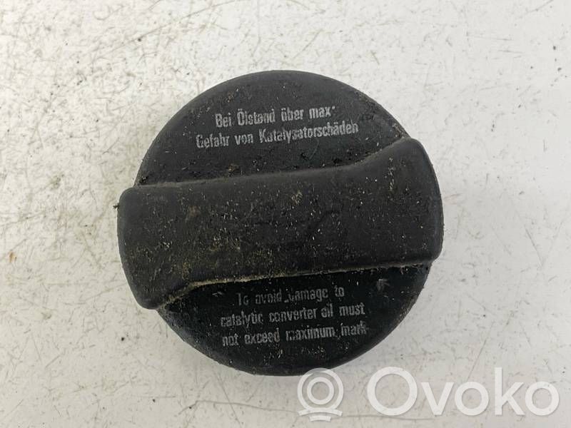 Volkswagen PASSAT B5.5 Tappo carico dell’olio 