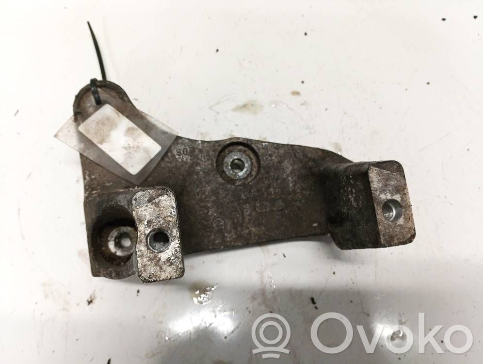 Peugeot 407 Suport motor 