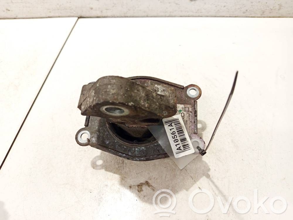Opel Zafira B Supporto di montaggio del motore 