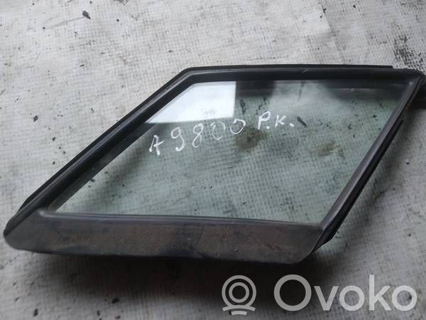 Mazda 5 Fenêtre latérale avant / vitre triangulaire (4 portes)