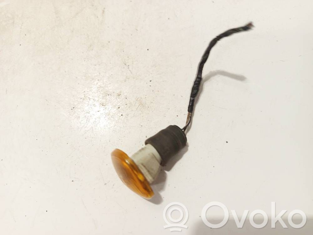 Volkswagen Golf II Indicatore di direzione del parafango anteriore 