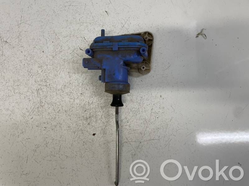 Audi 80 90 B3 Pompa a vuoto chiusura centralizzata