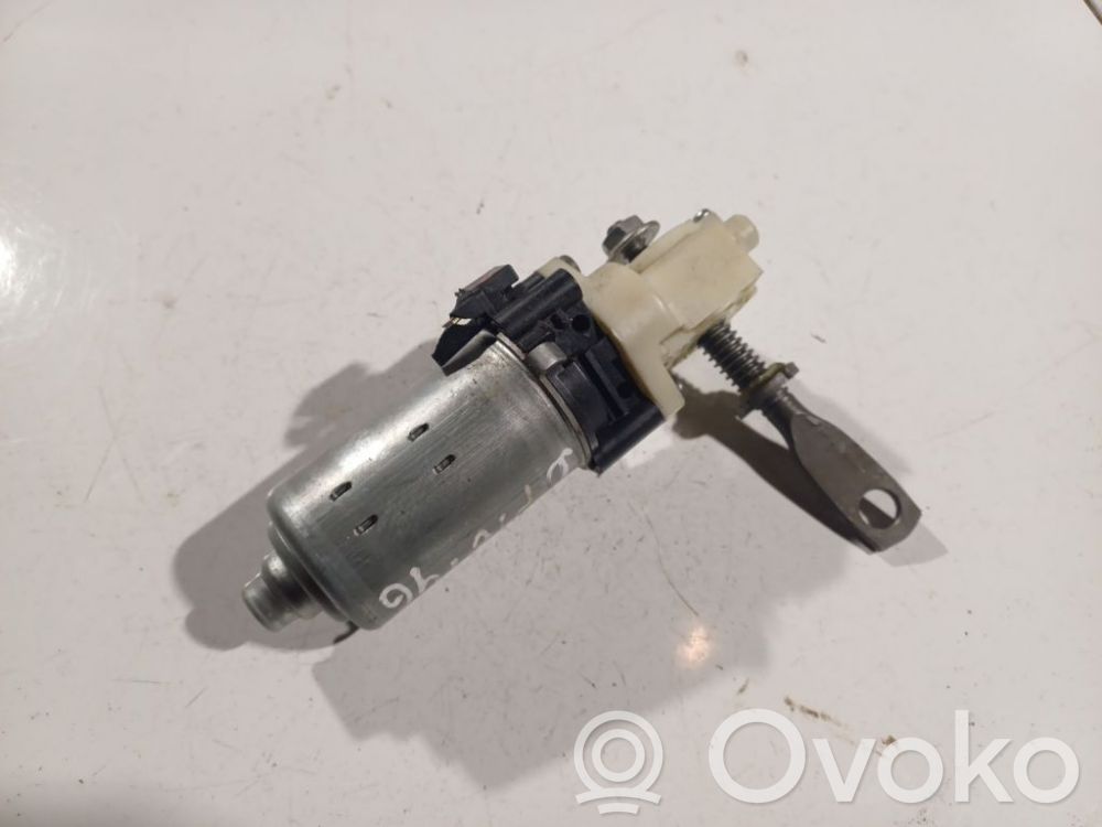 Lexus RX 300 Motorino di regolazione del sedile 