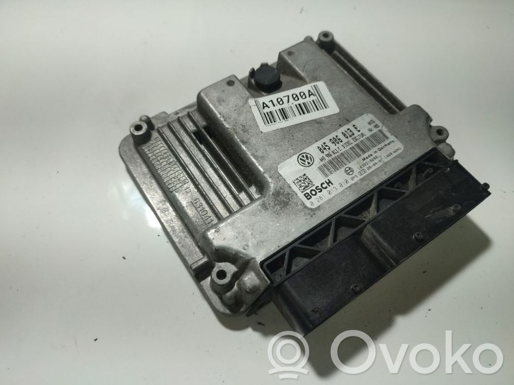 Volkswagen Polo IV 9N3 Sterownik / Moduł ECU 