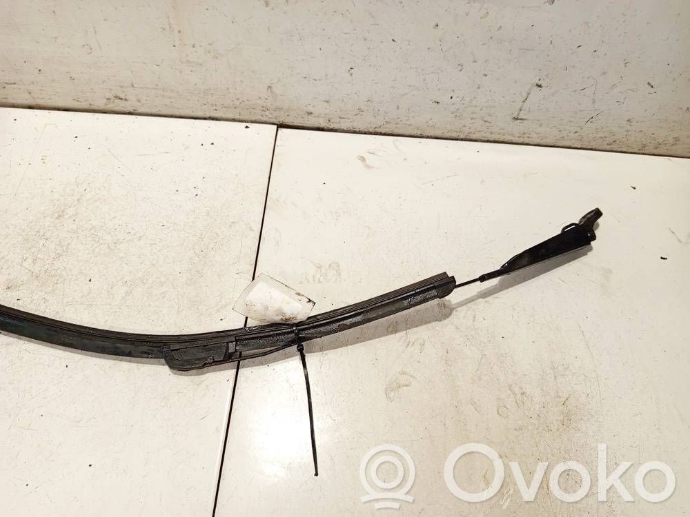 Renault Kangoo I Braccio della spazzola tergicristallo anteriore 