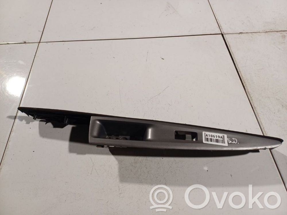Mazda 2 Front door window switch trim 