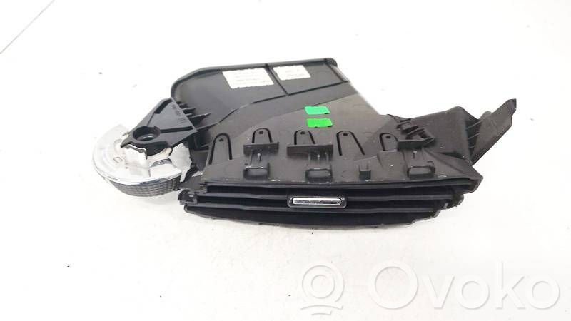 Ford Focus Luftausströmer Lüftungsdüse Luftdüse Mitte 