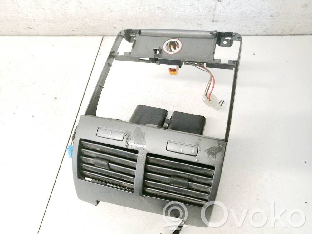 Rejilla de ventilación central del panel   3D0819203E,S9940011E,3D0819203E,S9940011E