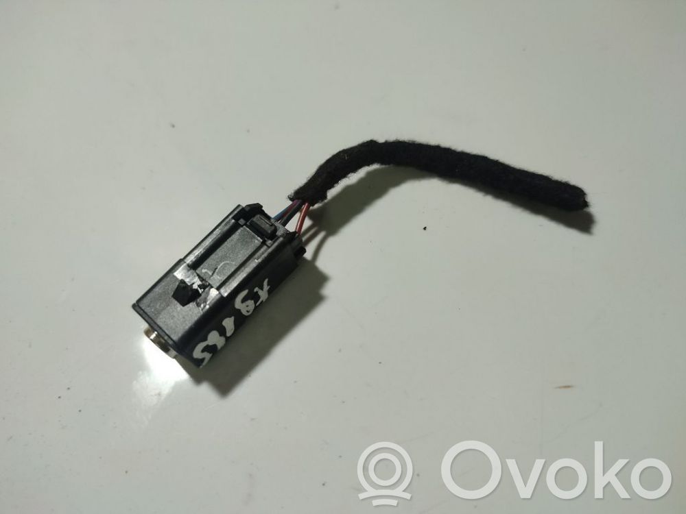 Enchufe conector USB   7M5T19A164AA,19A164AA,7M5T19A164AA