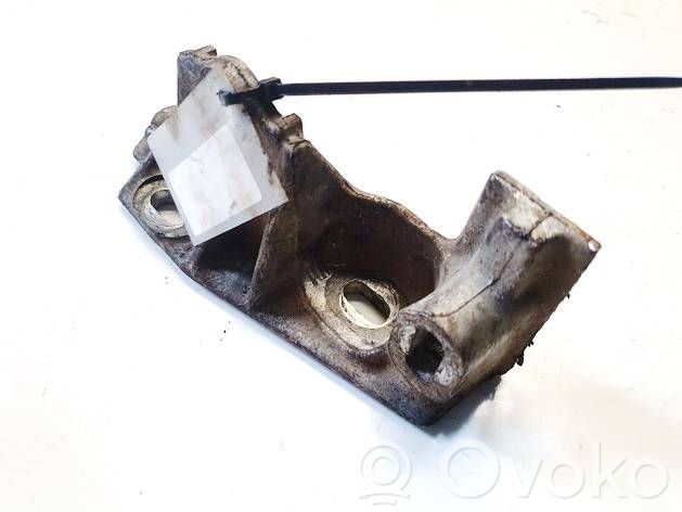 Engine mounting bracket   7M0199600C,7M0199600C