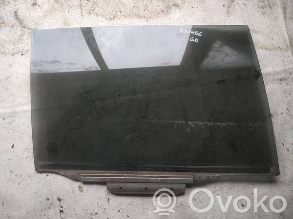 Toyota Avensis T250 Vitre de fenêtre porte arrière