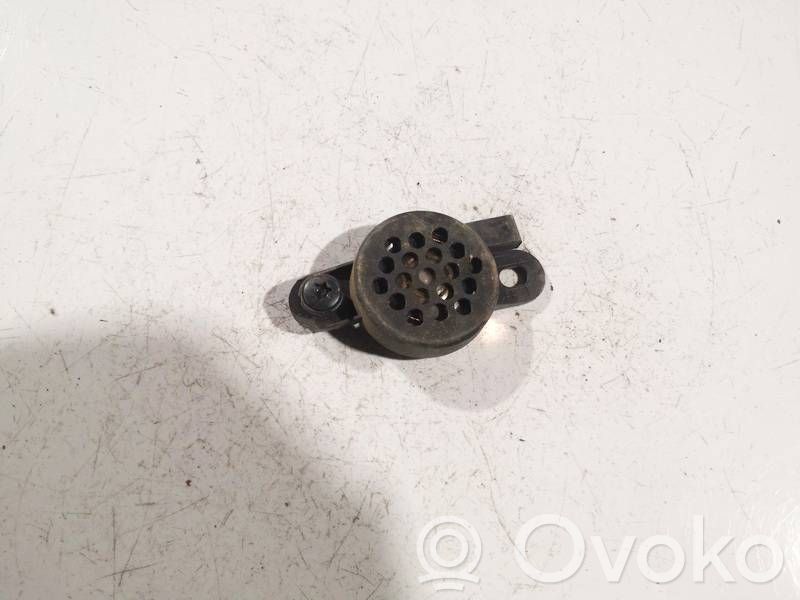 Audi A3 S3 8P Altavoz de la puerta delantera 