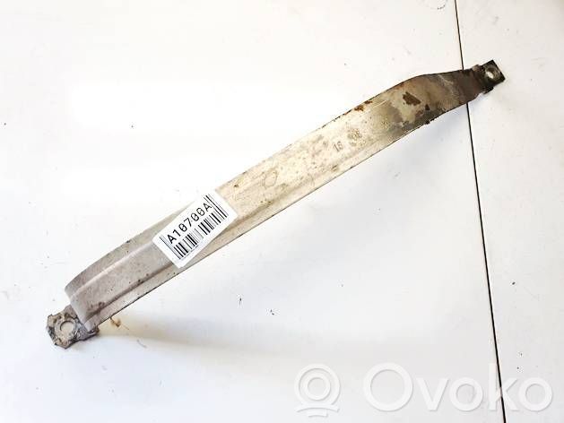 Volkswagen Polo IV 9N3 Sangle de réservoir de carburant