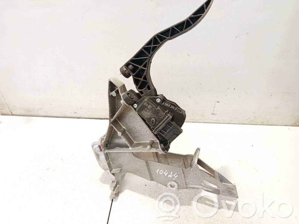 Audi A6 S6 C6 4F Pédale d'accélérateur 