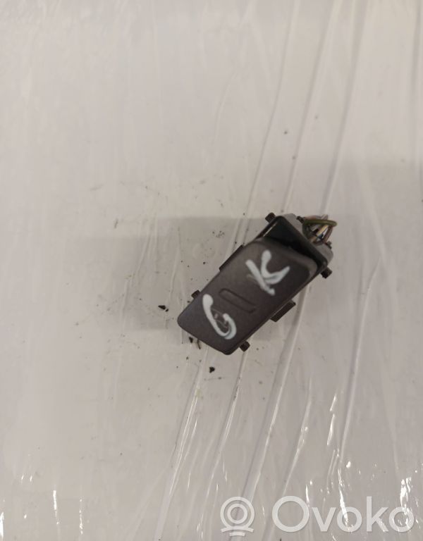 Botón interruptor de bloqueo de puertas   3D0962125B,3D0962125B,5W806121V