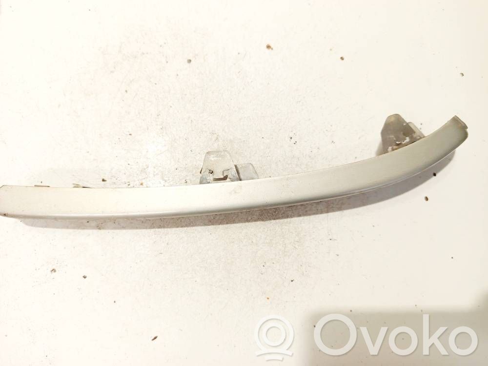 Opel Astra H Rivestimento sotto il faro/fanale 