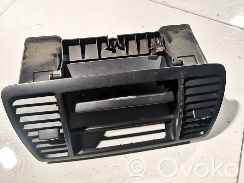 Mitsubishi Lancer X Grilă ventilație centrală 