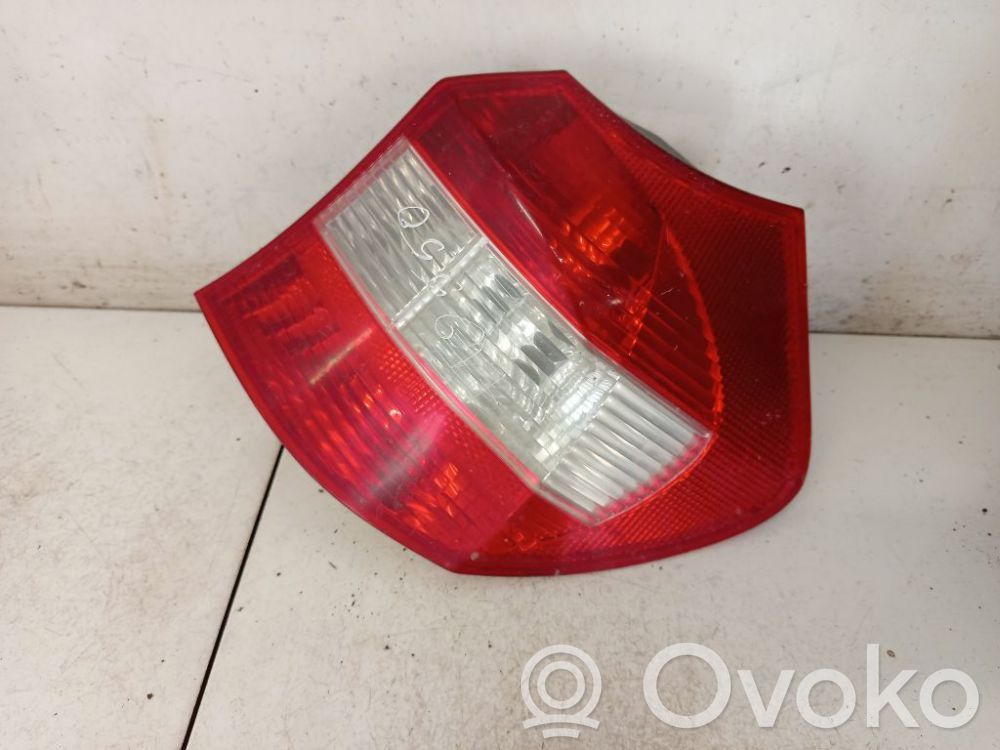 BMW 1 E81 E87 Lampă spate în caroserie 