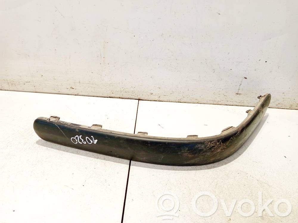 Volkswagen Golf IV Listwa zderzaka tylnego 